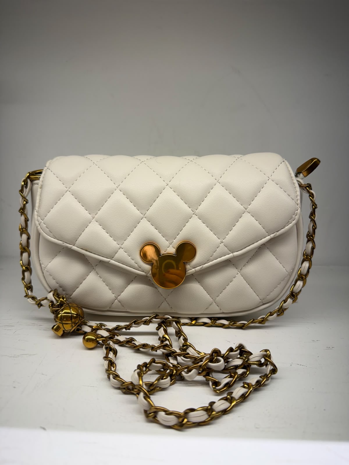 Cartera clasica mickey