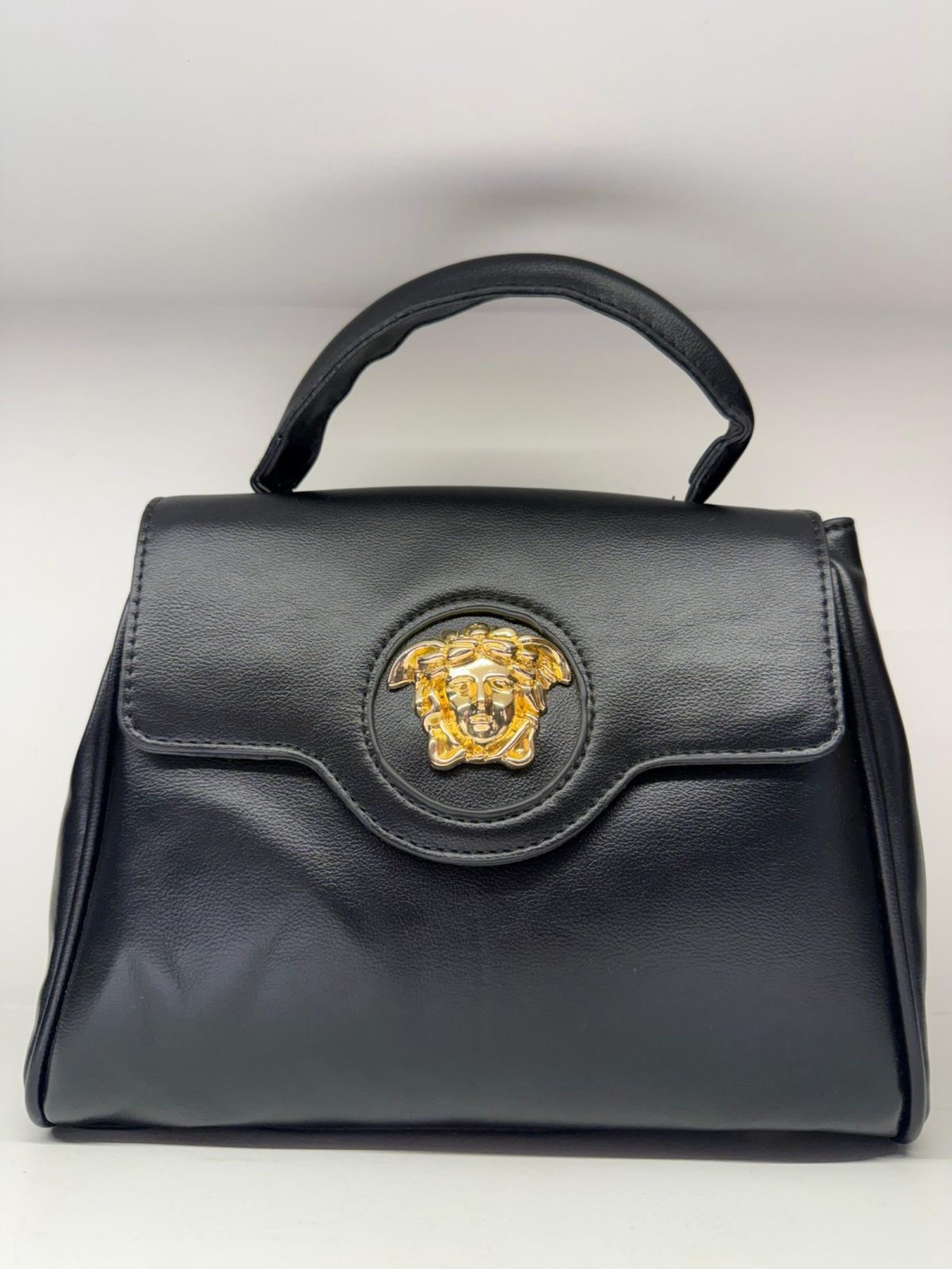 Cartera Versache