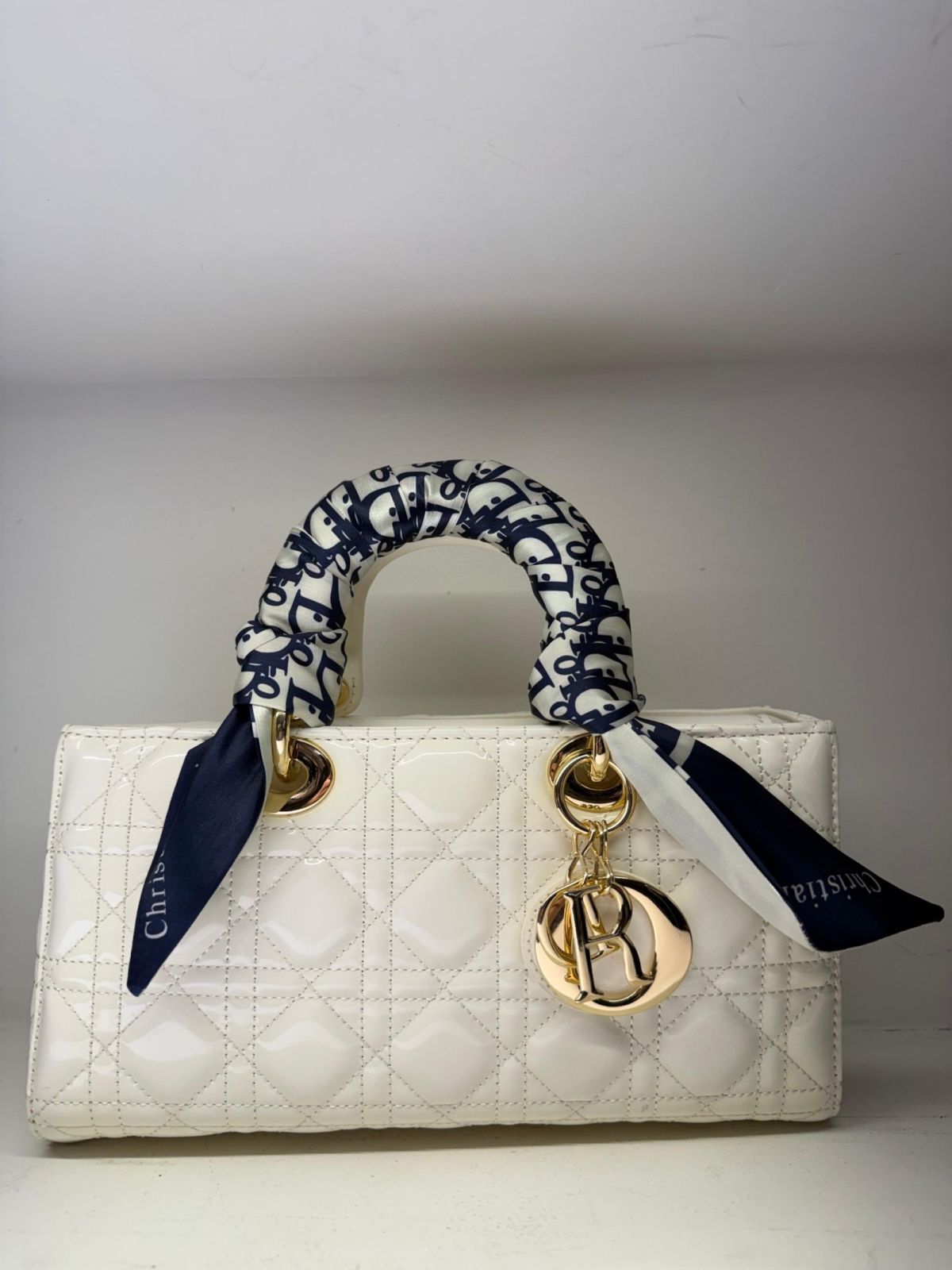Cartera Diana